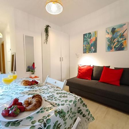 Monisimo Apartamento En Centro Historico De Malaga Con Parking Apartment Ngoại thất bức ảnh