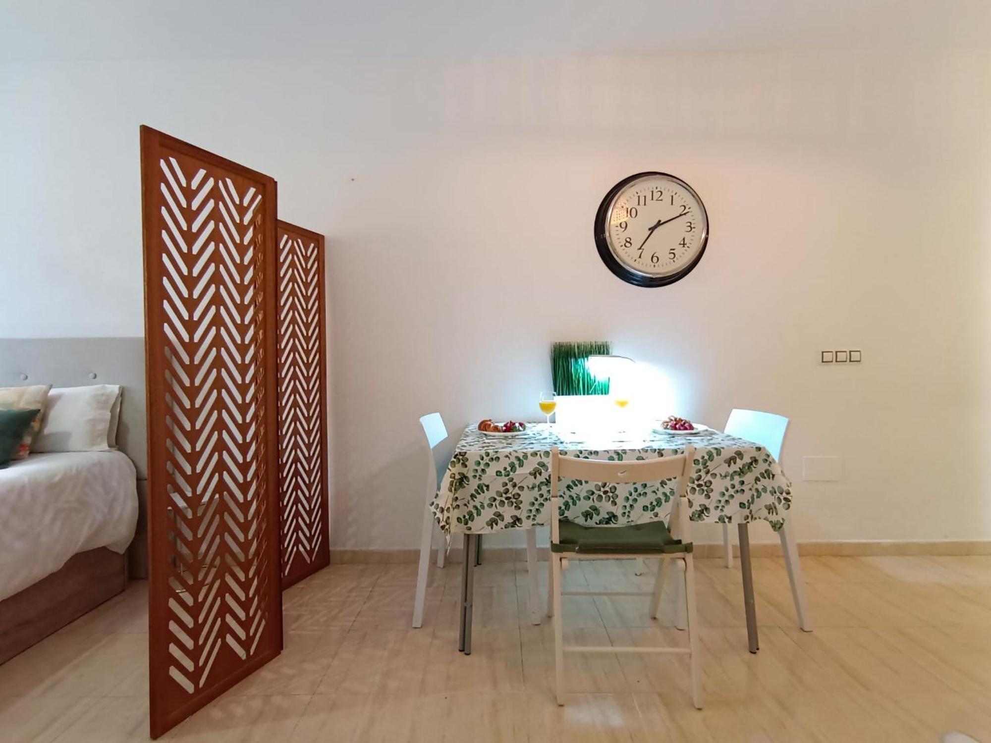 Monisimo Apartamento En Centro Historico De Malaga Con Parking Apartment Ngoại thất bức ảnh
